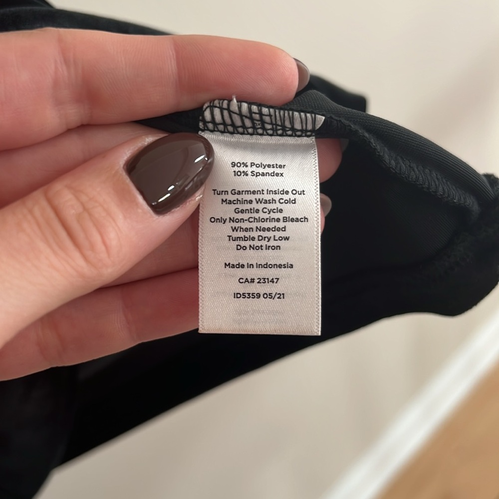 Talbots Stretch Velvet Shell - Picture 4 of 4